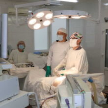 В Саратовском медицинском центре ФМБА России успешно провели лапароскопическую операцию пациенту с зеркальным расположением органов
